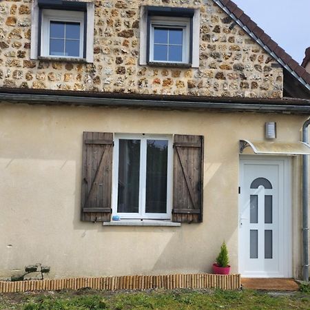 Joli Studio En Centre Ville Faremoutiers Exteriér fotografie